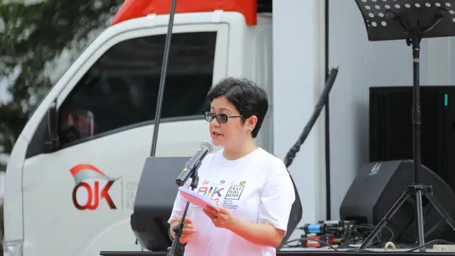 Ketua Dewan Audit OJK Sophia Wattimena dalam pembukaan Bulan Inklusi Keuangan (BIK) Riau Expo 2022. (Dok OJK)