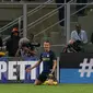 Gelandang Inter Milan, Ivan Perisic melakukan selebrasi usai menjebol gawang Bologna, pada laga lanjutan Serie A 2016-2017, di Stadion Giuseppe Meazza, Milano, Minggu (25/9/2016).  (Reuters/Stefano Rellandini)