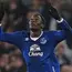 Romelu Lukaku adalah pemain sepak bola profesional Belgia yang bermain di klub Everton sebagai penyerang / striker. 