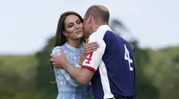 Pangeran William dan Kate Middleton. (Andrew Matthews/PA via AP)