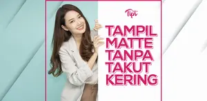 Jangan ragu untuk menggunakan lipstick matte. Intip tipsnya yuk agar bibir kamu tidak kering!