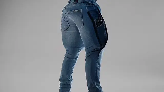 Perusahaan Asal Swedia Buat Jeans yang Dilengkapi dengan Airbag