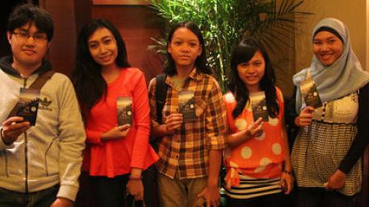 Serunya nonton 5 CM bareng KapanLagi.com®