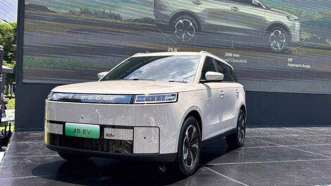 Hargannya Selisih Rp 50 Juta, Ini Beda Jaecoo J5 EV Standard dan Premium (Arief A/Liputan6.com)