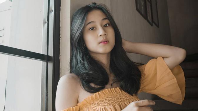 Lirik Lagu Jadi Kekasihku Saja Keisya Levronka News Entertainment Fimela Com