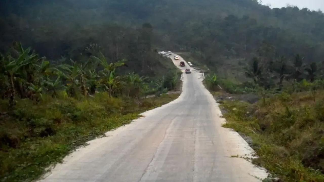 Jadi penghubung beberapa kabupaten