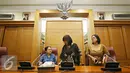 Komnas Perempuan usai memberikan keterangan kepada wartawan di Balai Kota, Jakarta, Jumat (13/5). Komnas Perempuan berharap agar Peringatan 18 tahun Tragedi Mei '98 dapat mengungkap kekerasan seksual terhadap perempuan. (Liputan6.com/Immanuel Antonius)