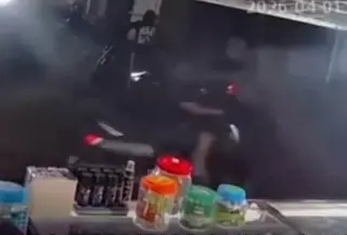 Polisi menangkap dua remaja yang terlibat dalam aksi penyerangan geng motor menggunakan anak panah terhadap warga hingga melukai korban. (Foto: Tangkapan Layar Sosmed)