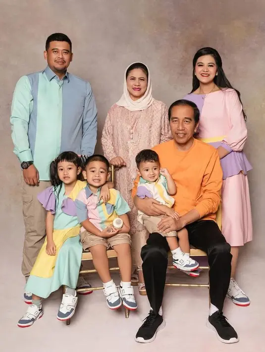 <p>Menurut perempuan tiga orang anak ini, menurunkan berat badan merupakan salah satu pencapaiannya di tahun 2023. [Instagram/ayanggkahiyang]</p>