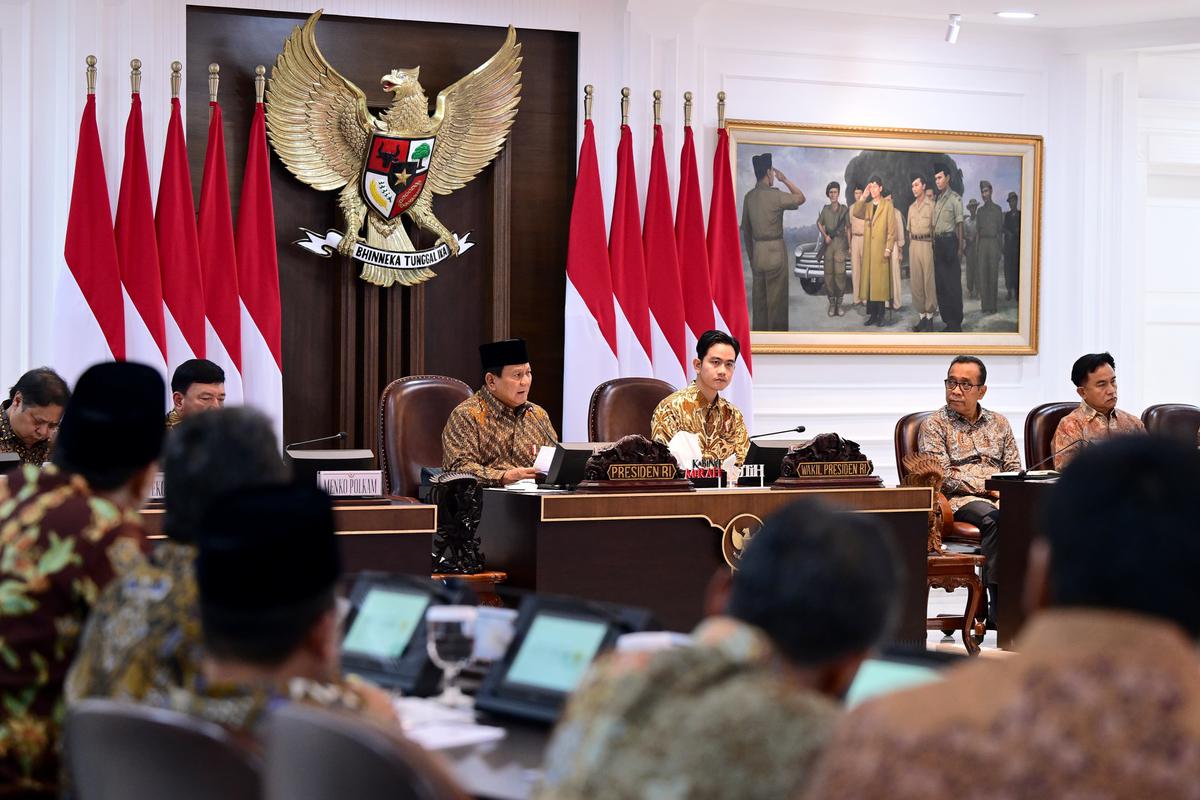Prabowo-Gibran pimpin sidang kabinet perdana