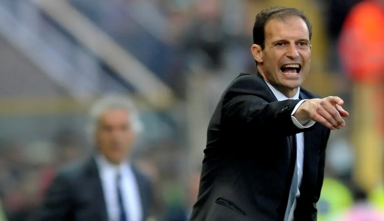 Pelatih Juventus, Massimiliano Allegri merasa geram timnya menelan kekalahan atas Parma yang notabene adalah tim juru kunci klasemen sementara Serie A (AP Photo/Marco Vasini)