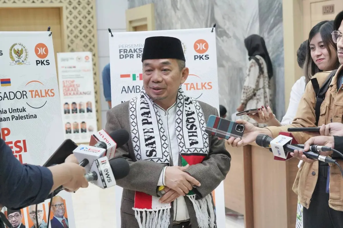 Ketua Fraksi PKS DPR RI Jazuli Juwaini mengaku optimistis Indonesia di bawah kepemimpinan Prabowo Subianto bisa menjadi negara yang kuat dan berdaya saing.