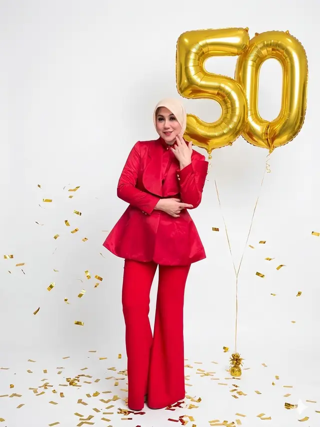 Ulang Tahun ke 50, Marini Zumarnis Masih Pancarkan Aura Menyala di Usia Senja