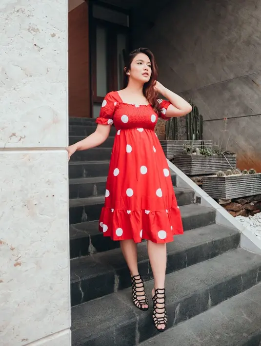 "A positive mind towards everything will give you a happier life..," tulis Chelsea Olivia sebagai keterangan foto. (Foto: instagram.com/chelseaoliviaa)