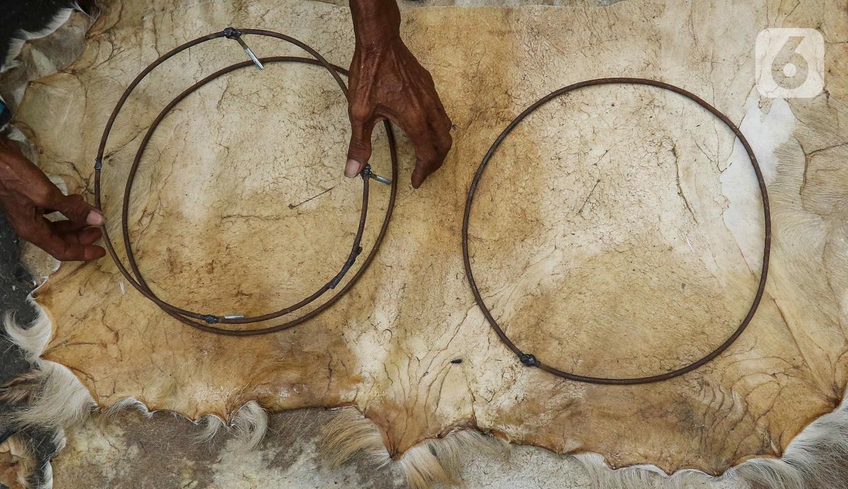 Bedug tersebut dijual mulai dari harga Rp200.000 hingga Rp 500.000,-. (Liputan6.com/Herman Zakharia)