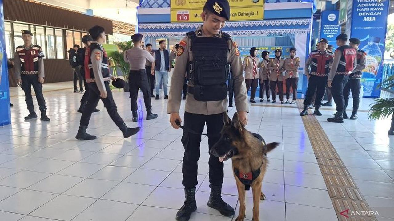 Puluhan Personel Gabungan Jaga Ketat Arus Mudik Lebaran 2026 di Terminal Kampung Rambutan
