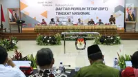 Suasana rapat pleno rekapitulasi DPT tingkat nasional di Jakarta, Rabu (5/9). Rapat pleno dihadiri perwakilan partai politik peserta Pemilu 2019 usai rapat Ketua KPU RI, Arief Budiman menyerahkan soft copy DPT. (Liputan6.com/Helmi Fithriansyah)