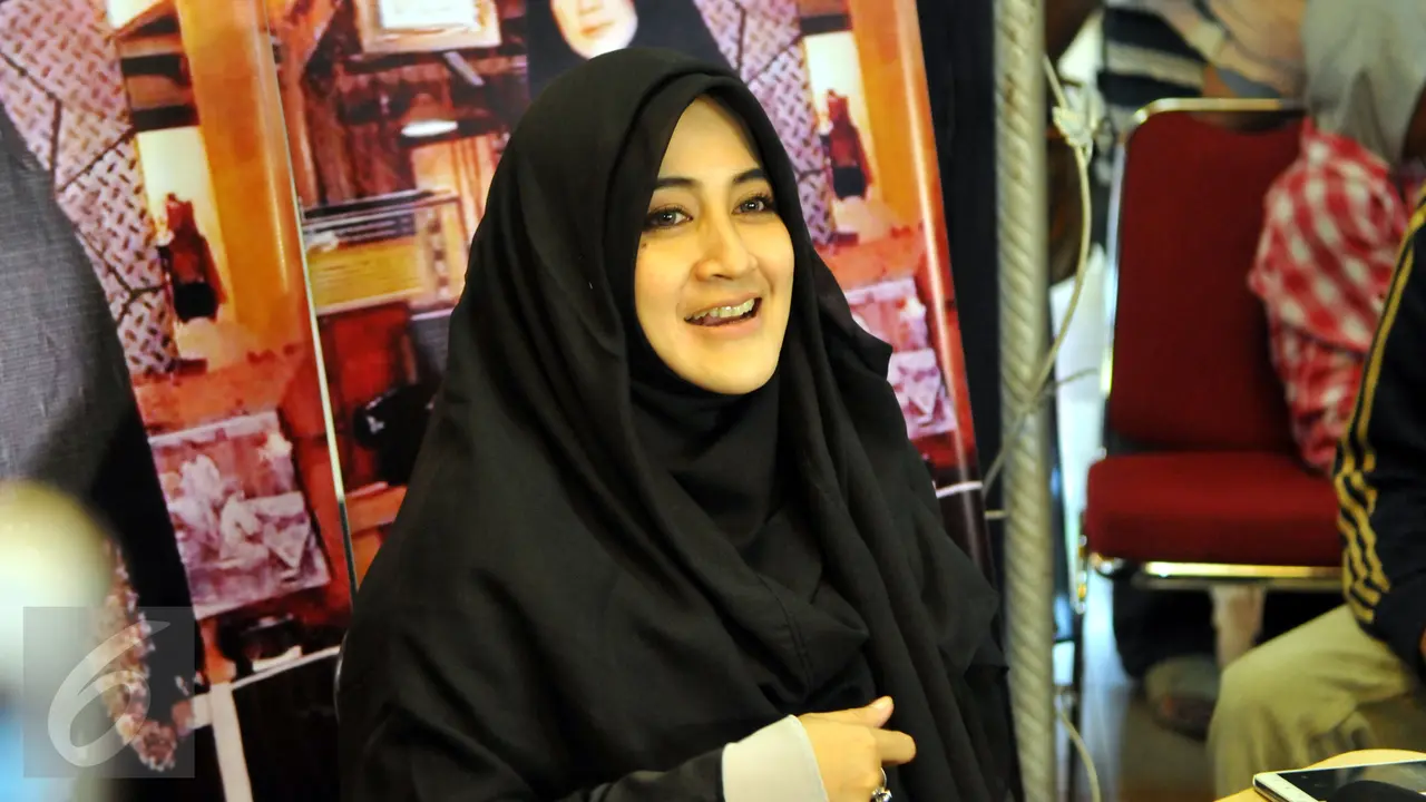 20150704-Pembukaan Butik Ummi Pipik-Jakarta-Pipik Dian Irawati