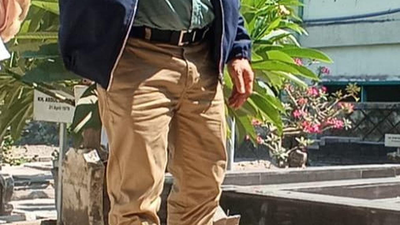 Jelang Deklarasi Capres-Cawapres, Muhaimin Sowan ke Ibunda dan Ziarah ke Makam Ayah