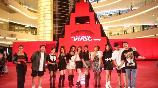 [Fimela] V1RST Debut Performance