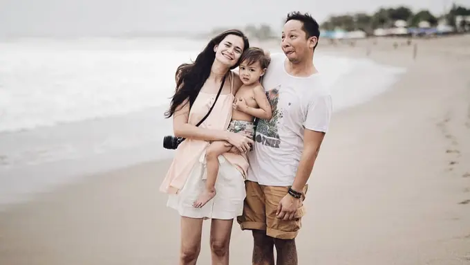 [Bintang] Ringgo Agus Rahman dan Sabai Morscheck