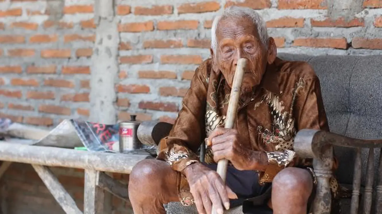 Tips Umur Panjang Mbah Gotho, Manusia Tertua di Dunia 