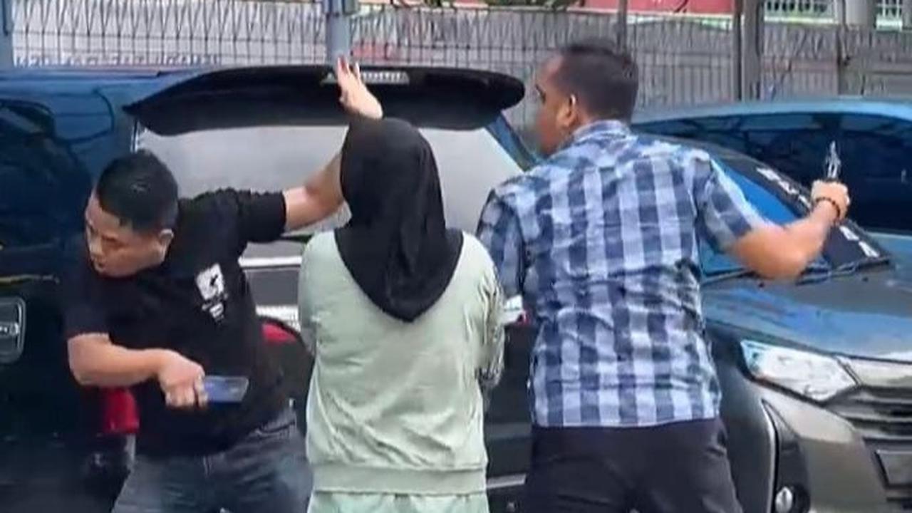 Pembelaan Pengacara Aiptu FN, Polisi Tusuk & Tembak Debt Collector: Tidak Kabur, Ingin Tenangkan Diri