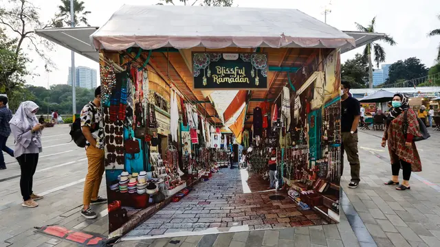 Menikmati Kuliner Waktu Berbuka Puasa di Senayan Park