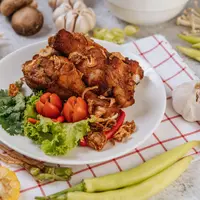 Ilustrasi ayam goreng bawang | copyright freepik.com/jcomp