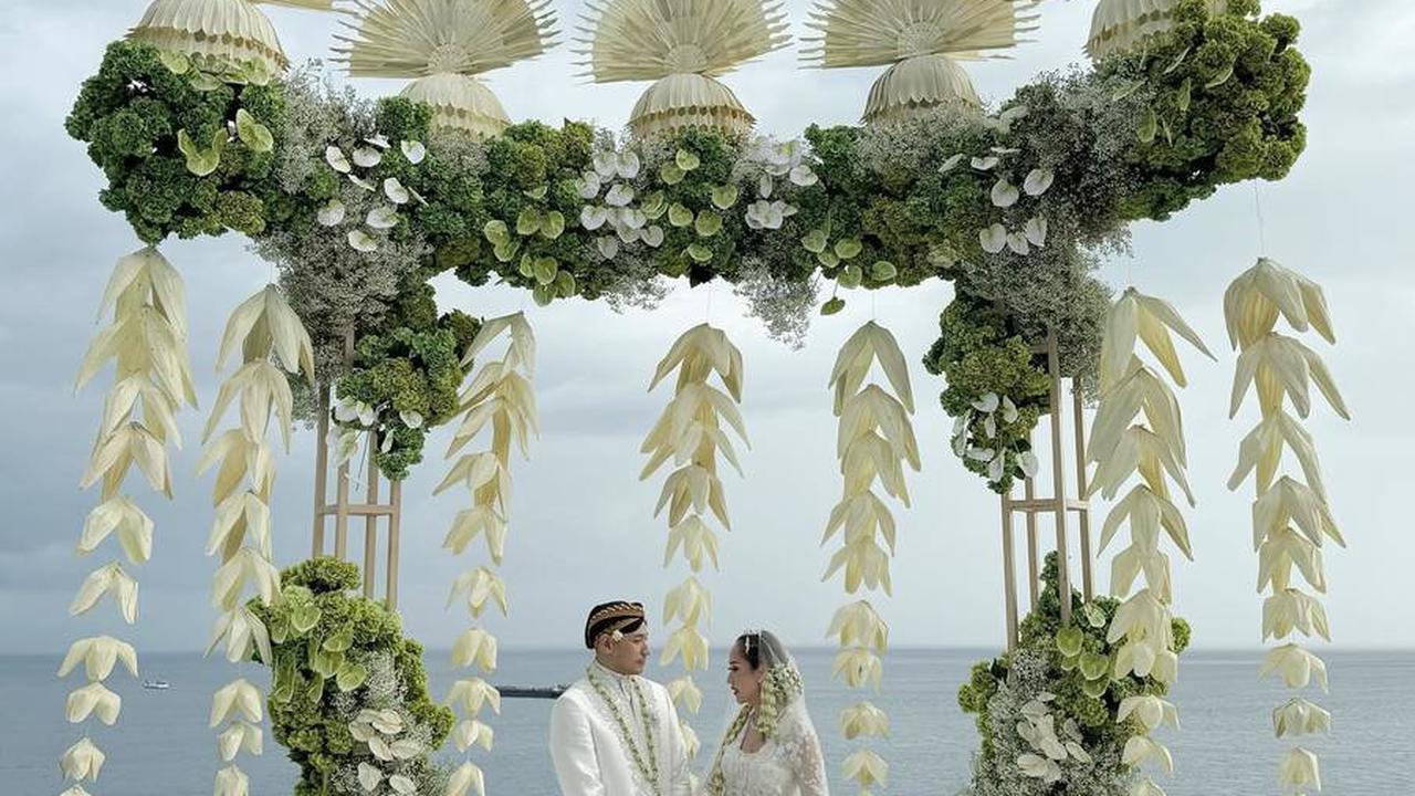 Kisah Cinta BCL dan Tiko