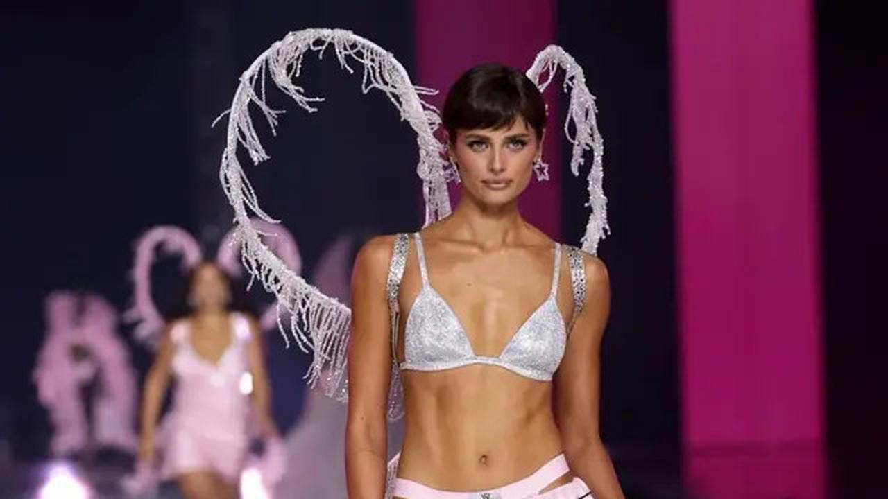 8 Adu Gaya Para 'Angels' dengan Sayap Megah di Victoria's Secret 2024 Fashion Show, Gigi-Bella Hadid hingga Barbara Palvin