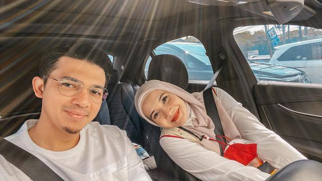 Zaskia Sungkar dan Irwansyah. (Foto: Instagram @zaskiasungkar15)