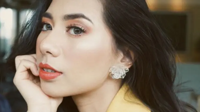Makeup Wisuda Super Flawless ala Abel Cantika