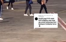 Berikut Potret Detik-Detik Chris Martin Tinggalkan Indonesia, Cium Tanah di Bandara