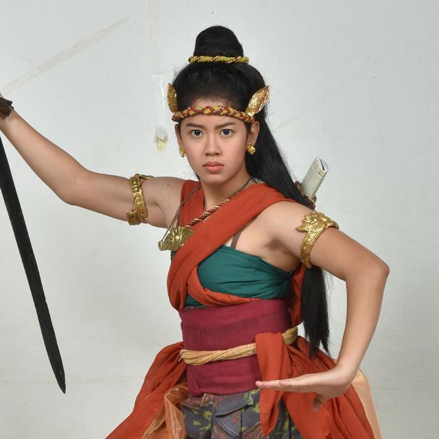 Sabina Katya Vd Kenal Saur Sepuh Dari Ibunda Showbiz Liputan6 Com