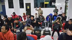 Para jemaah itu terindikasi telah bekerja di negara tujuannya sebagai pekerja informal.