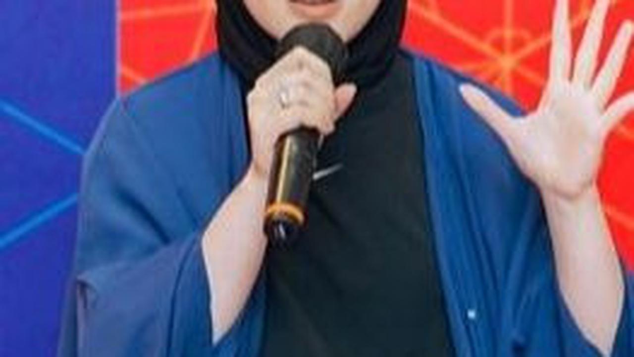 Temukan Gaya Streetwear ala Sivia Azizah