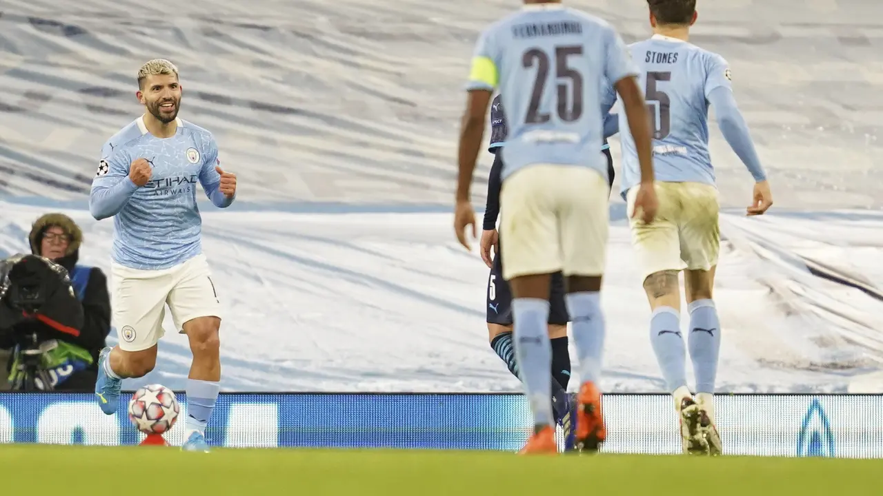 Manchester City Lumat Marseille 3-0