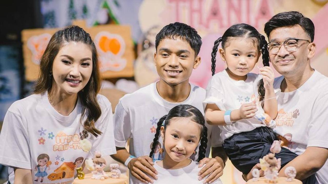 Tak terduga bahwa momen-momen ini menjadi yang terakhir bagi rumah tangga mereka sebelum Ruben akhirnya mengajukan gugatan cerai.<br>