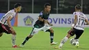 Persikabo 1973 mempunyai sebuah peluang emas di babak kedua. Diawali oleh tendangan bebas Ciro Alves yang masih mampu ditepis kiper Bali United Wawan Hendrawan, bola rebound gagal dimanfaatkan Hendra Adi Bayauw usai tendangannya melebar. Skor 0-3 bertahan hingga laga usai. (Bola.com/Nandang Permana)