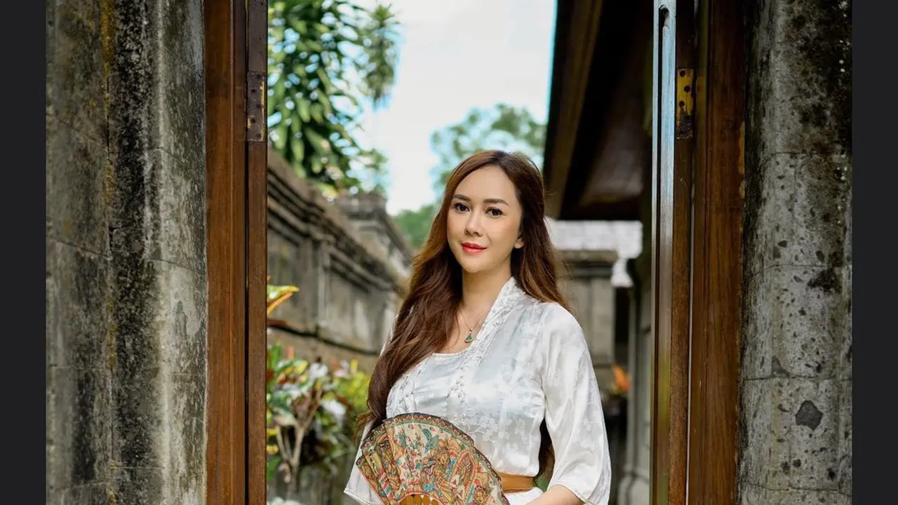 Aura Kasih. (Foto: Dok. Instagram @aurakasih)