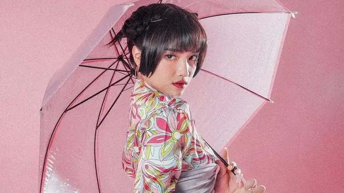 Fuji Mengidap Skoliosis