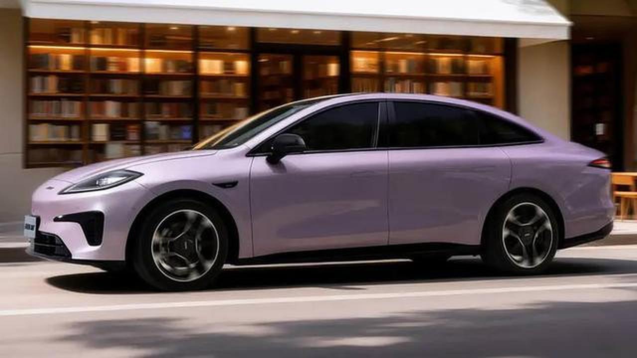 GAC Siap Luncurkan Aion RT Battery Swap, Ganti Baterai Kini Hanya 99 Detik