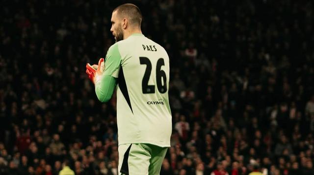 Maarten Paes menjalani debut bersama Ajax Amsterdam saat menjamu NEC Nijmegen dalam lanjutan Eredivisie 2025/2026 di Johan Cruyff ArenA, Minggu (22/2/2026) dini hari WIB. (Instagram Maarten Paes)