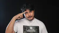 Jalan Karier Mamang Osa: Dari TikToker 2 Jutaan Pengikut Kini Main Film Dukun Magang