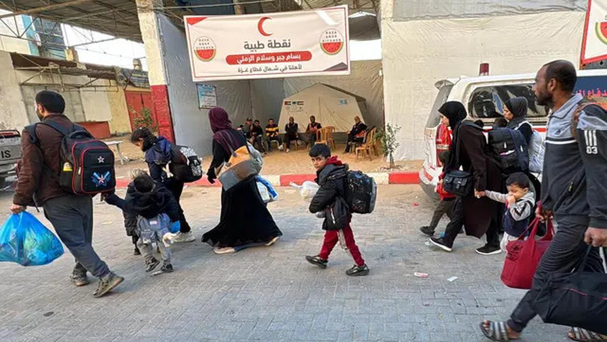 Hindari Serangan Israel, Warga Palestina Berbondong-bondong Tinggalkan Beit Lahiya