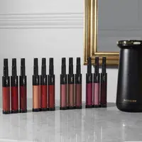 Serunya evolusi tren kecantikan melalui YSL Rouge Sur Mesure. (foto: Pinterest.dok)