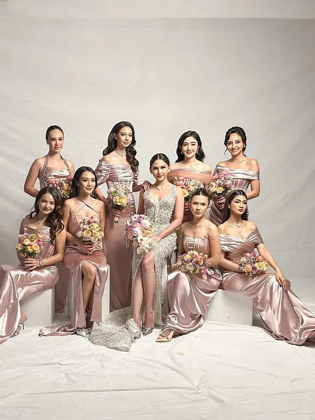 Bridesmaid Jessica Mila