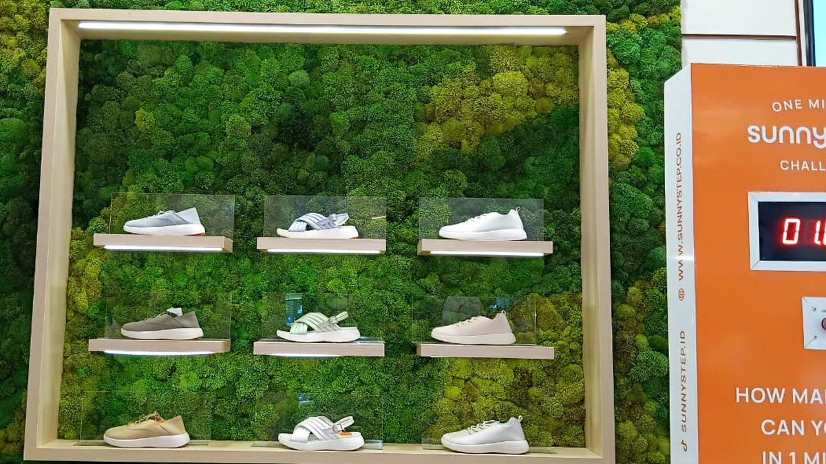 Memilih Sepatu Nyaman namun Tampil Stylish dari Brand Singapura