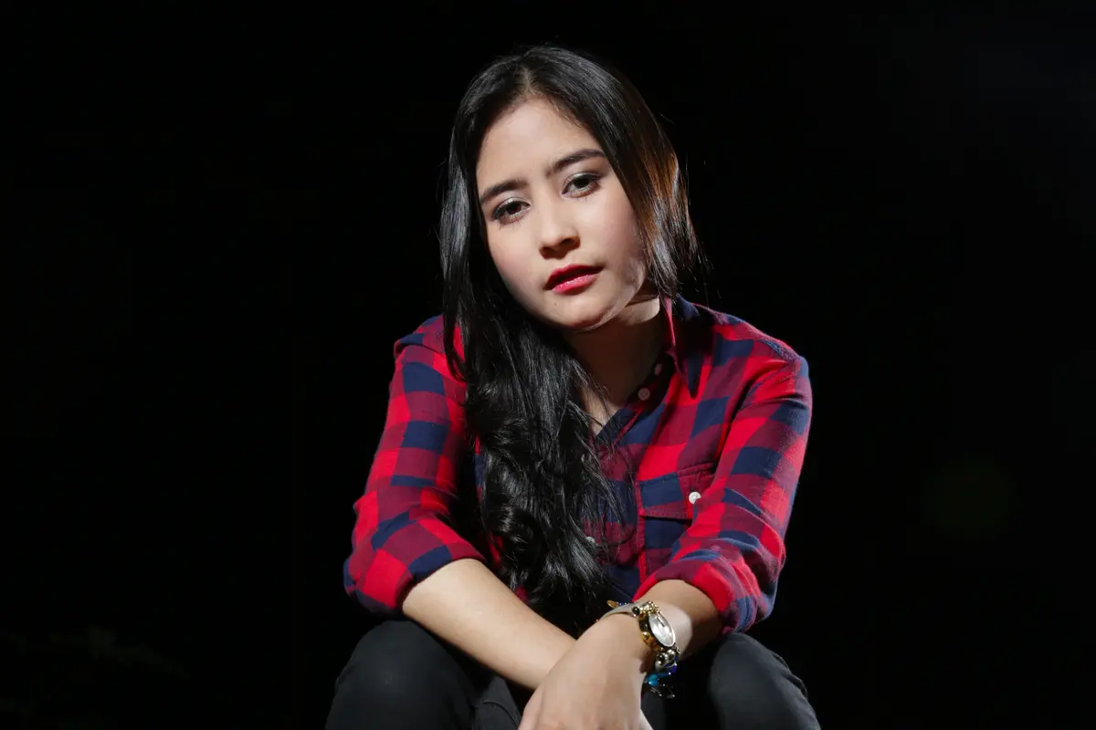[Bintang] Prilly Latuconsina